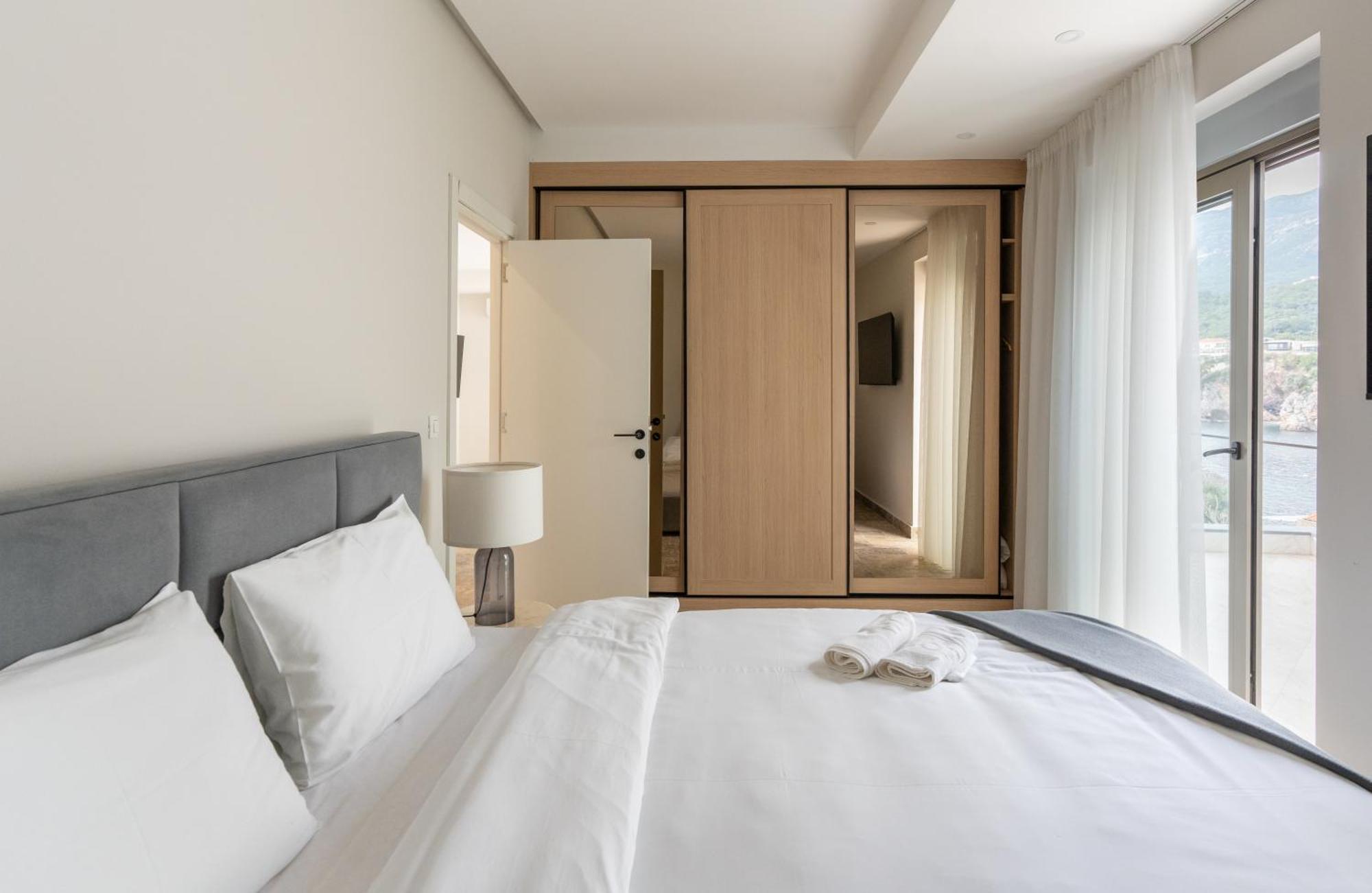 Blanche Cliff Apartments スヴェティ・ステファン エクステリア 写真